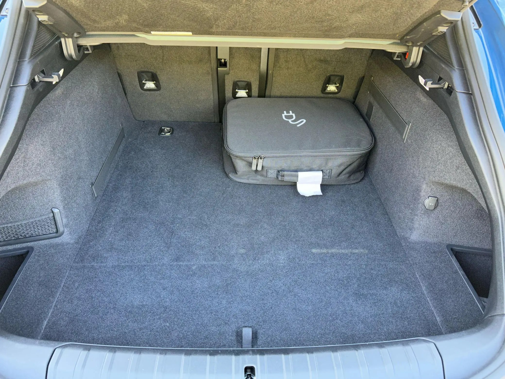 Fairly Used Ev Left Hand Wheel Drive Second Hand Electric Car For Sale