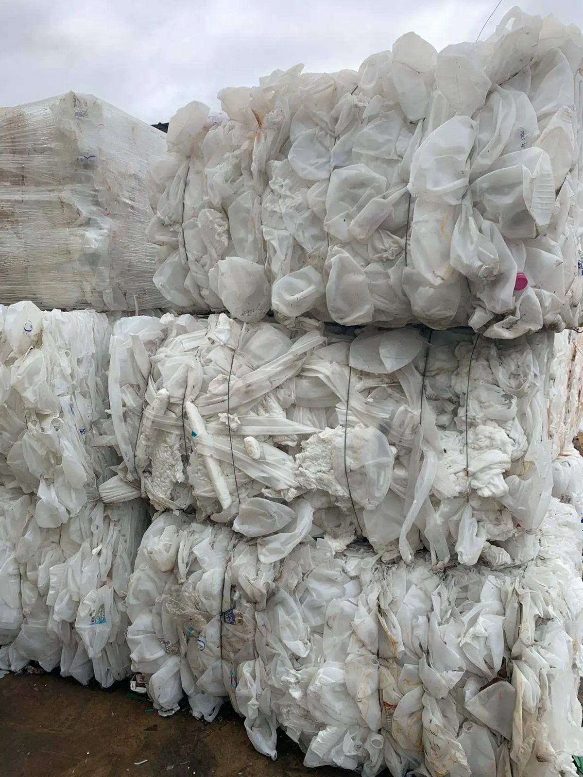 Top Clean Quality Hdpe Flakes/ Hdpe Milk Bottle Scrap/ Hdpe Blue Drum