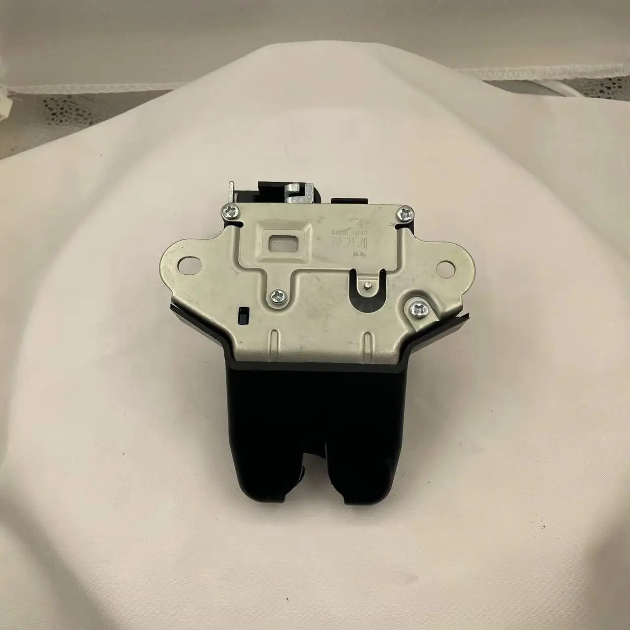 Trunk Lid Latch Assembly For Hyundai Hb20 Sedan 812301s100 Buy Rear