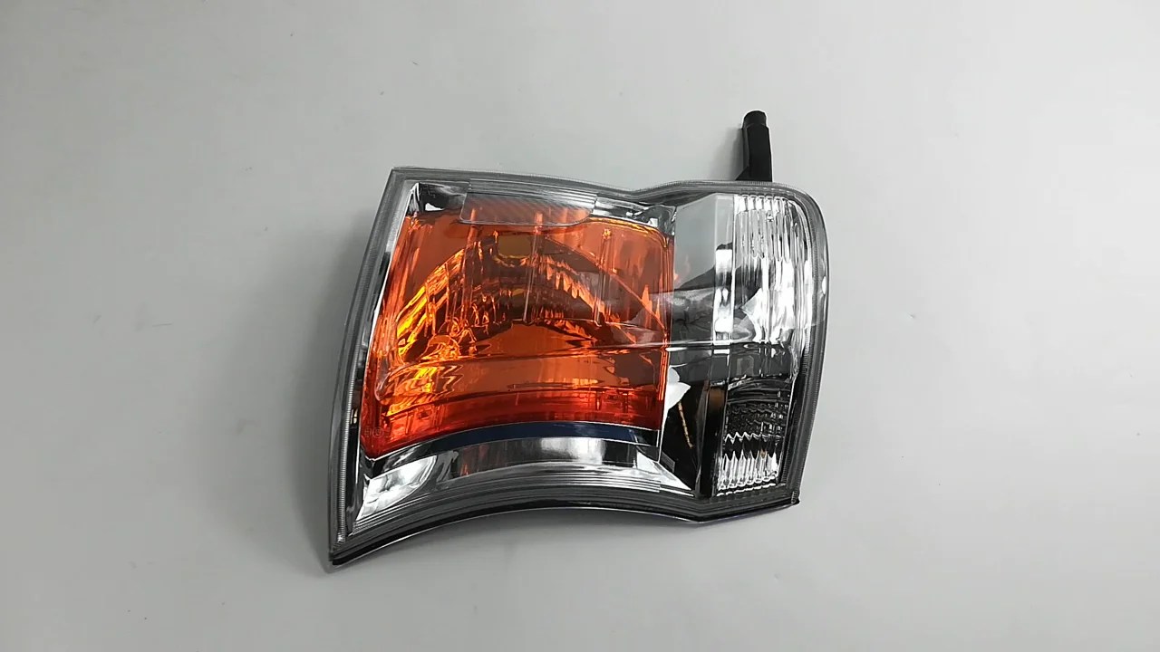 Corner Lamp For Urvan / Caravan E25 20072012 Turn Light R 26110vx50a L 26115vx50a R 26110