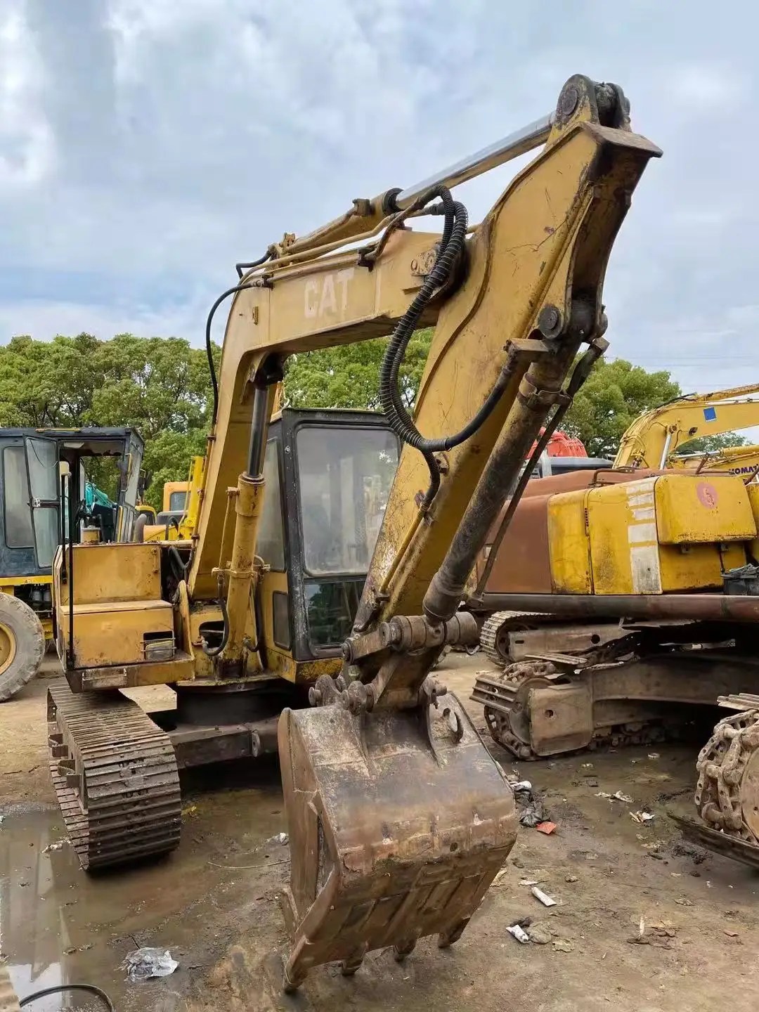 Used Caterpillar Cat E70b Excavator Used Caterpillar Cat E70b 120b 200b