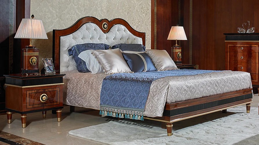 Each wooden chest or wooden trunk could make a great addition to your bedroom, living room, home. alibaba com