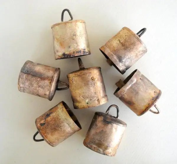 Garden Stake Bell/farm House Decor/hand Bell And Vine Wind Bell