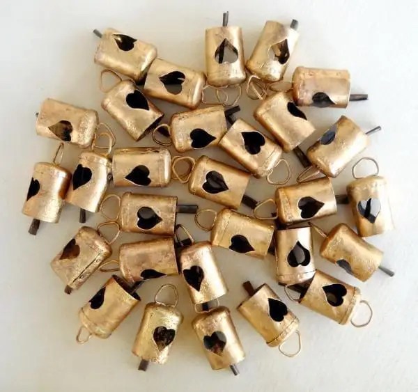 Garden Stake Bell/farm House Decor/hand Bell And Vine Wind Bell