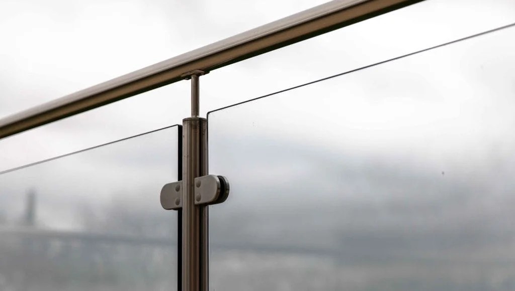 Custom Black Stainless Steel Handrail Railing Cap Fitting For Stair