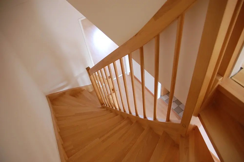 Staircase Scaffold System How to Paint Stairways & Access High Ceilings