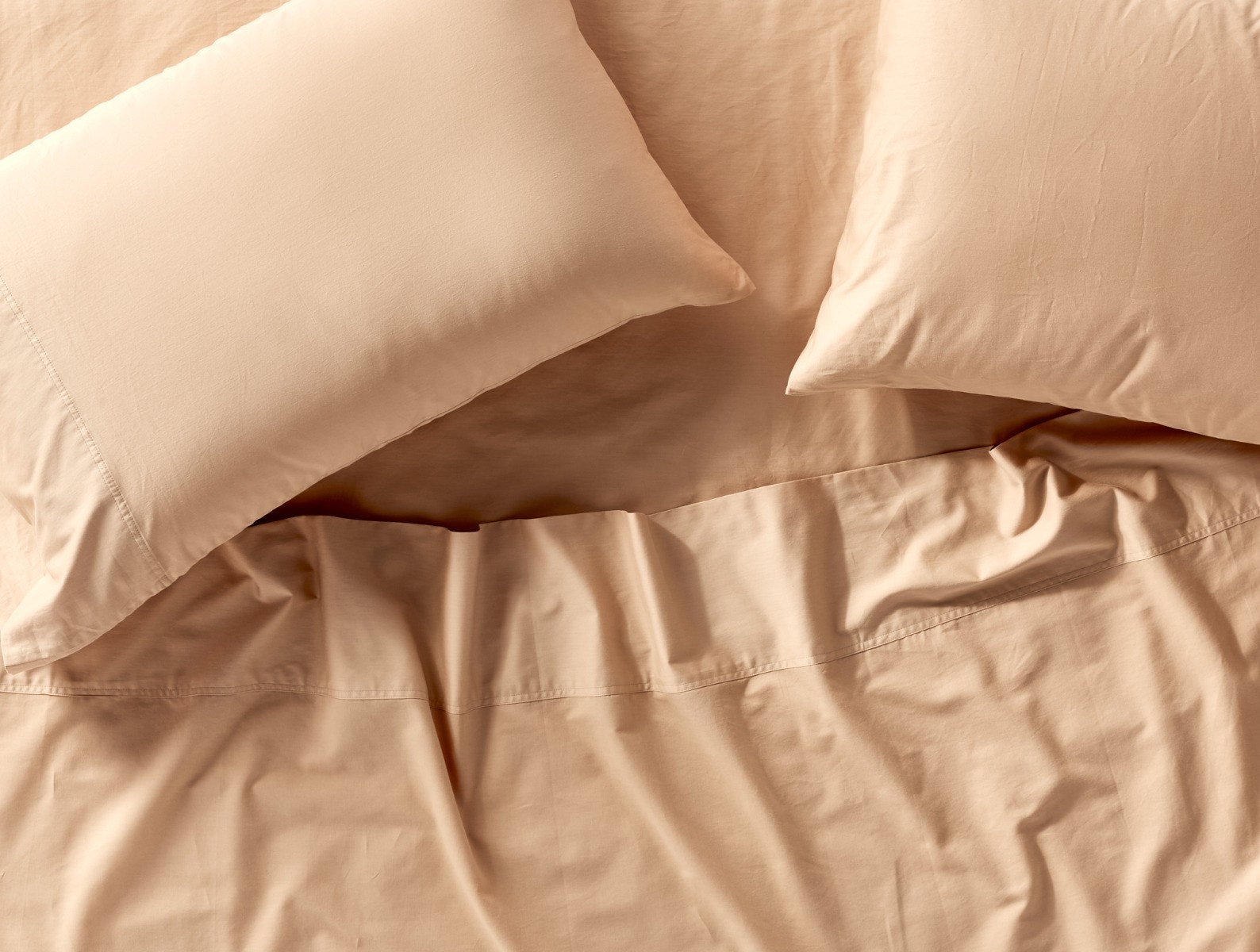 What Color Sheets Go With a White Comforter? » Golden Spike Company