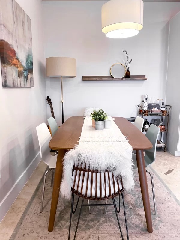 How Long Should A Table Runner Be? » Golden Spike Company