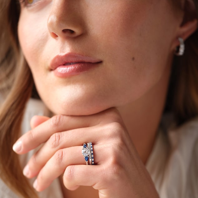 Buying a diamond wedding ring how to find a reputed seller?