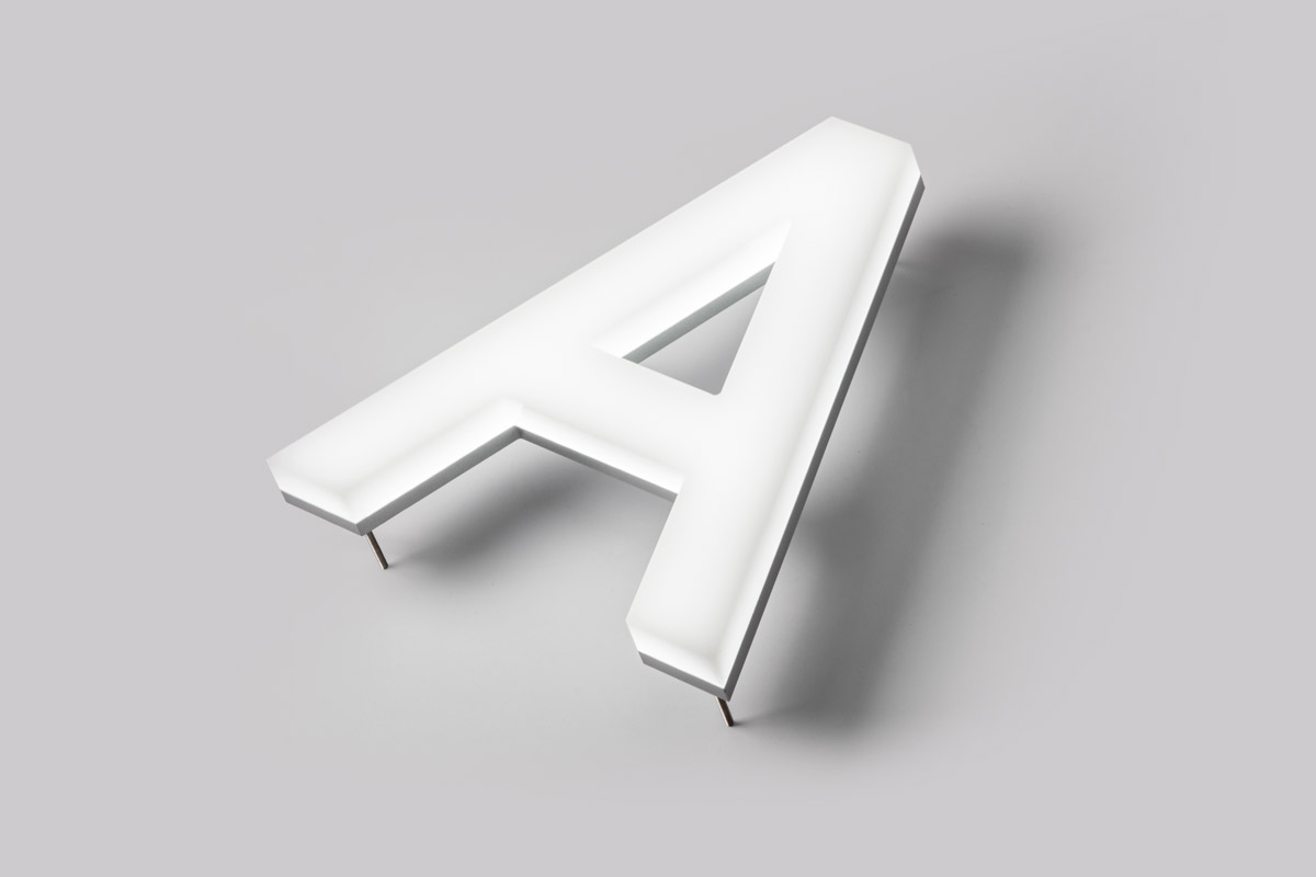 Full acrylic letters Scansign