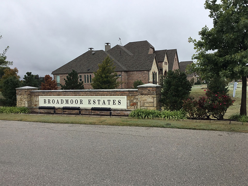 Broadmoor Scarborough Lane