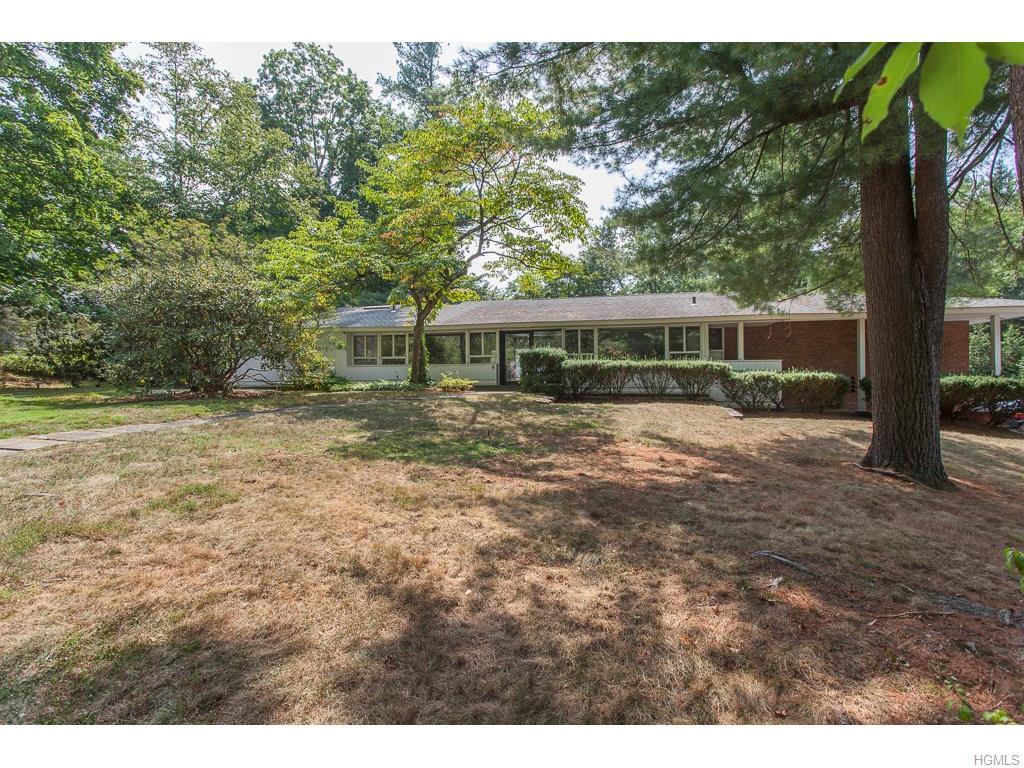 New Construction of High End Homes Continues Despite Lack of Demand