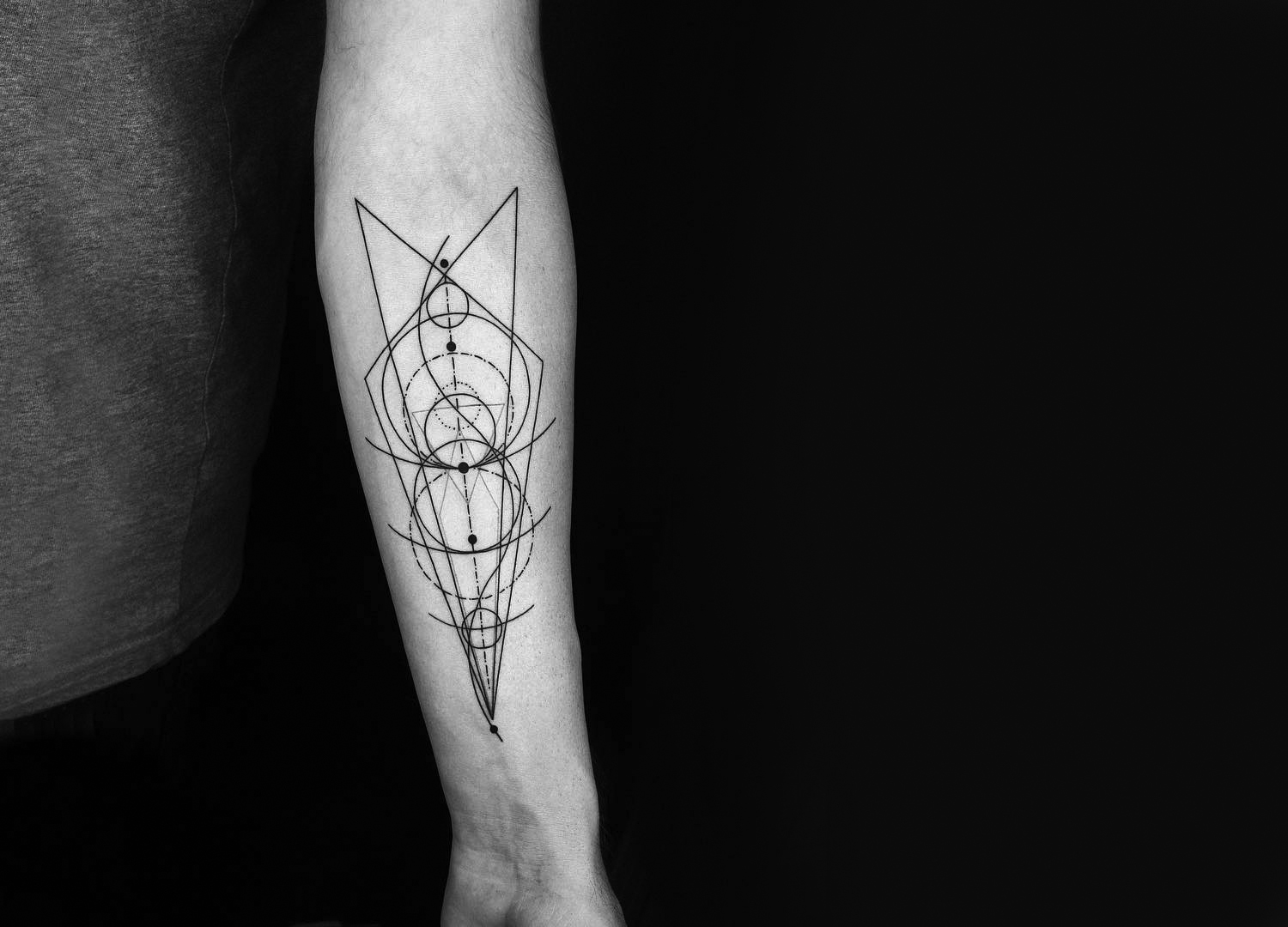 Minimalist Fine Line Tattoo Wiki Tattoo