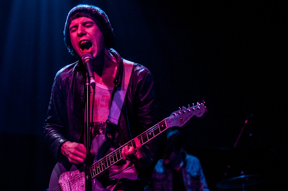 Photos The Cribs VENUE Jun 18 2012 SCENE IN THE DARK