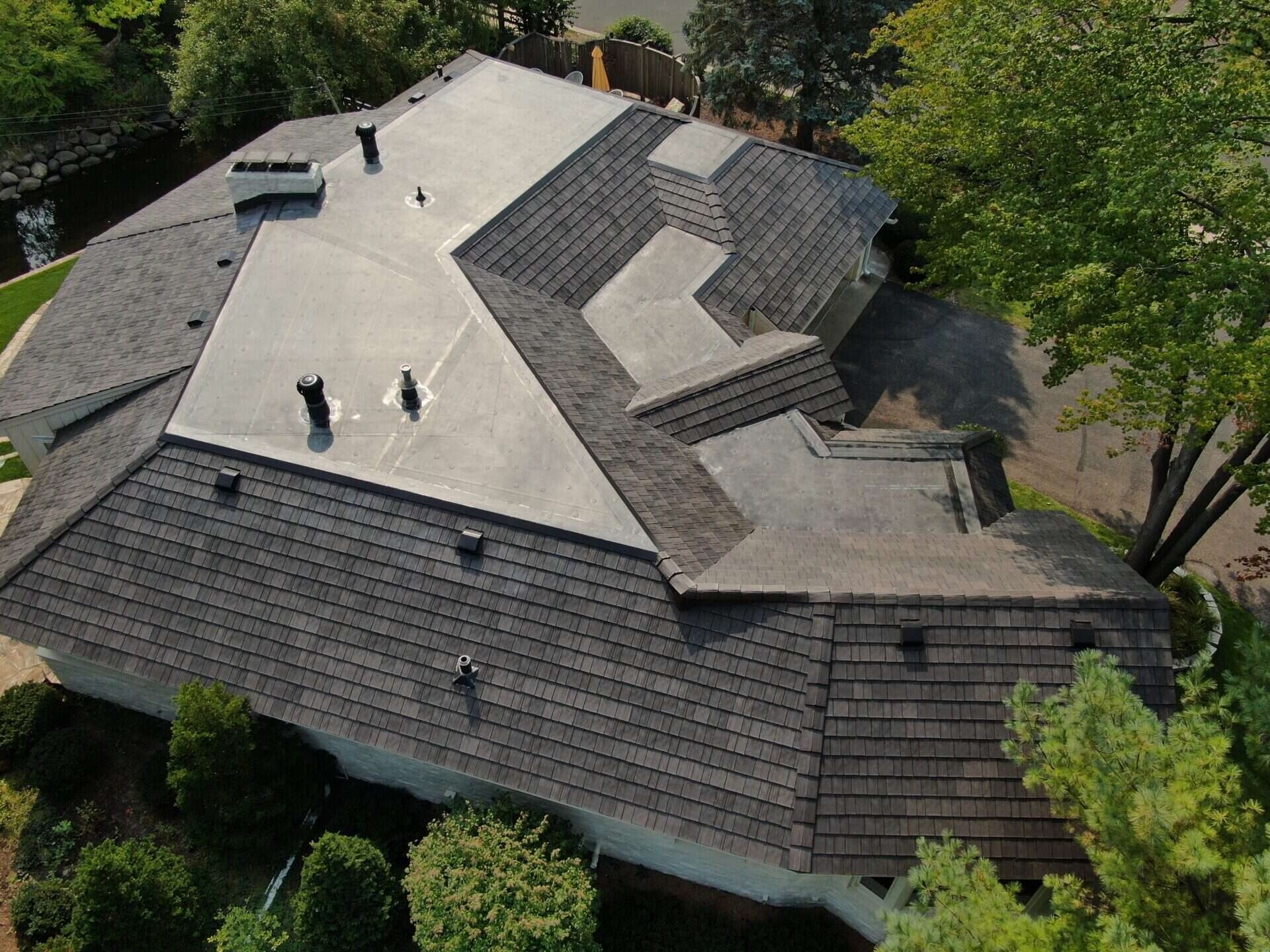 Ballasted roof What it is? Summit Construction Group