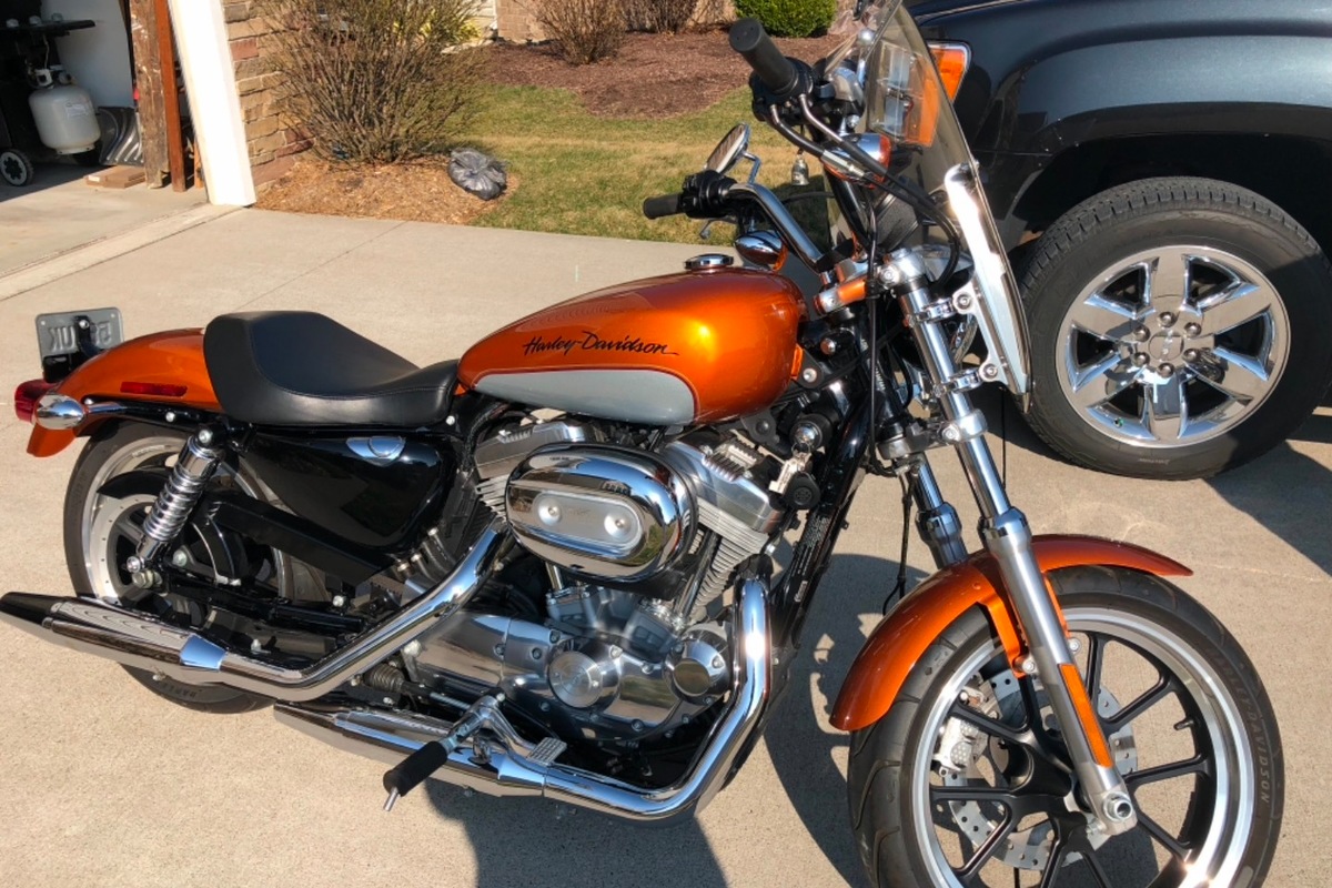 2014 HarleyDavidson 883 Superlow in North Ridgeville, OH