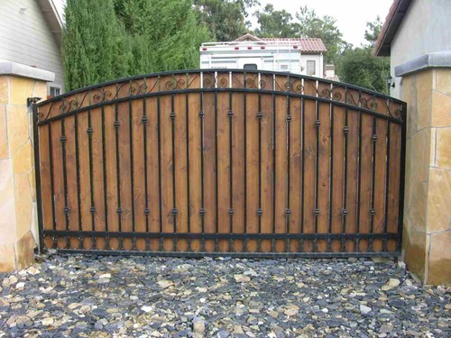 Iron Garden Gates B Q Garden Design Ideas