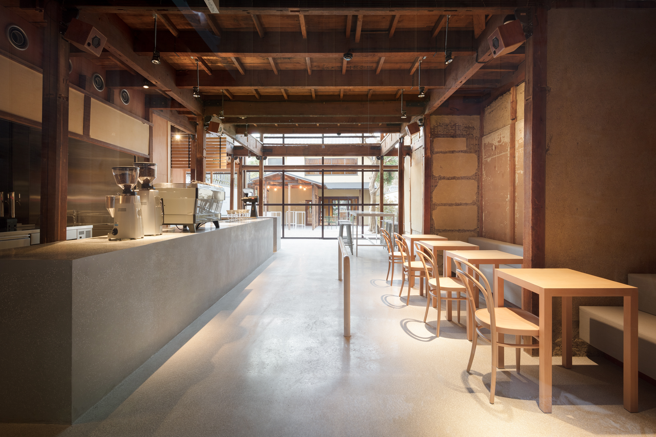 Blue Bottle Coffee Kyoto Cafe Schemata Architects / Jo Nagasaka