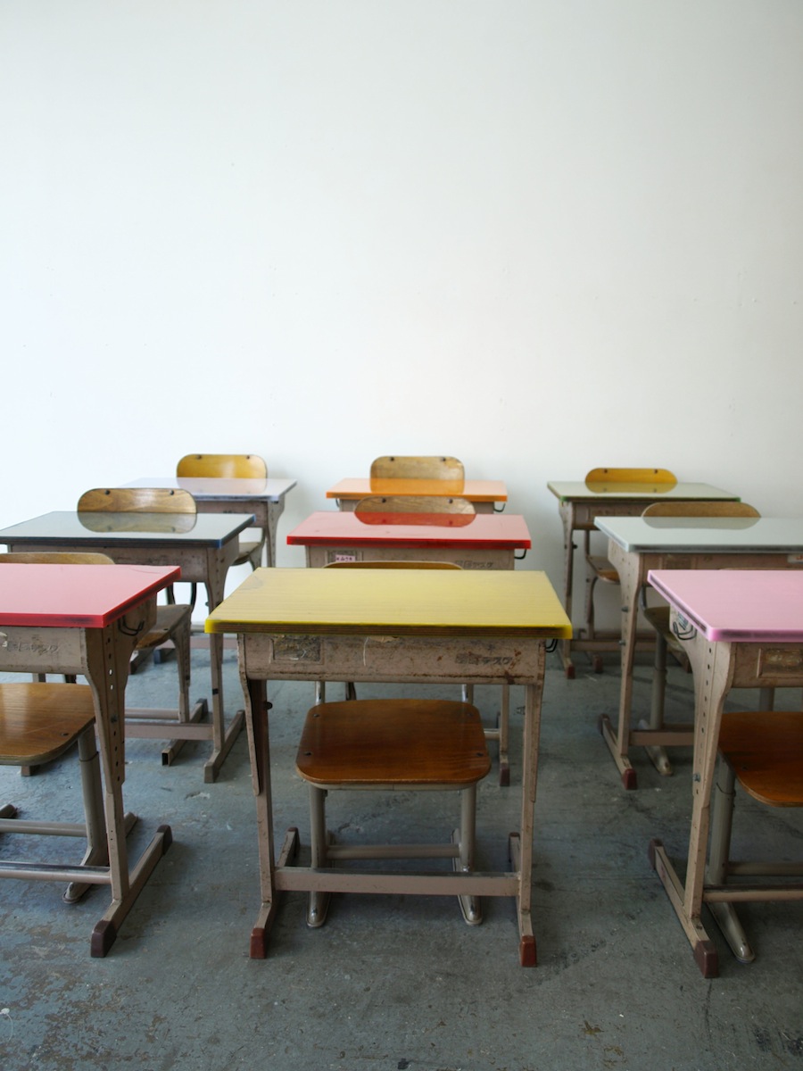 Flat Table Schemata Architects / Jo Nagasaka