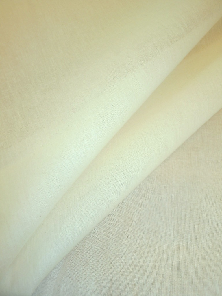 Light muslin natural fabric perfect for lining DIY masks