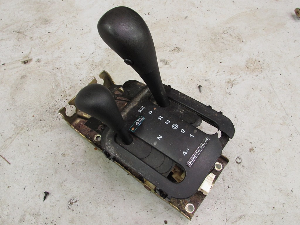 2000 Jeep Grand Cherokee WJ 45RFE NV247 Quadradrive shifter assembly