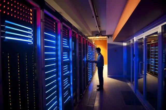 What Are Dedicated Servers?
