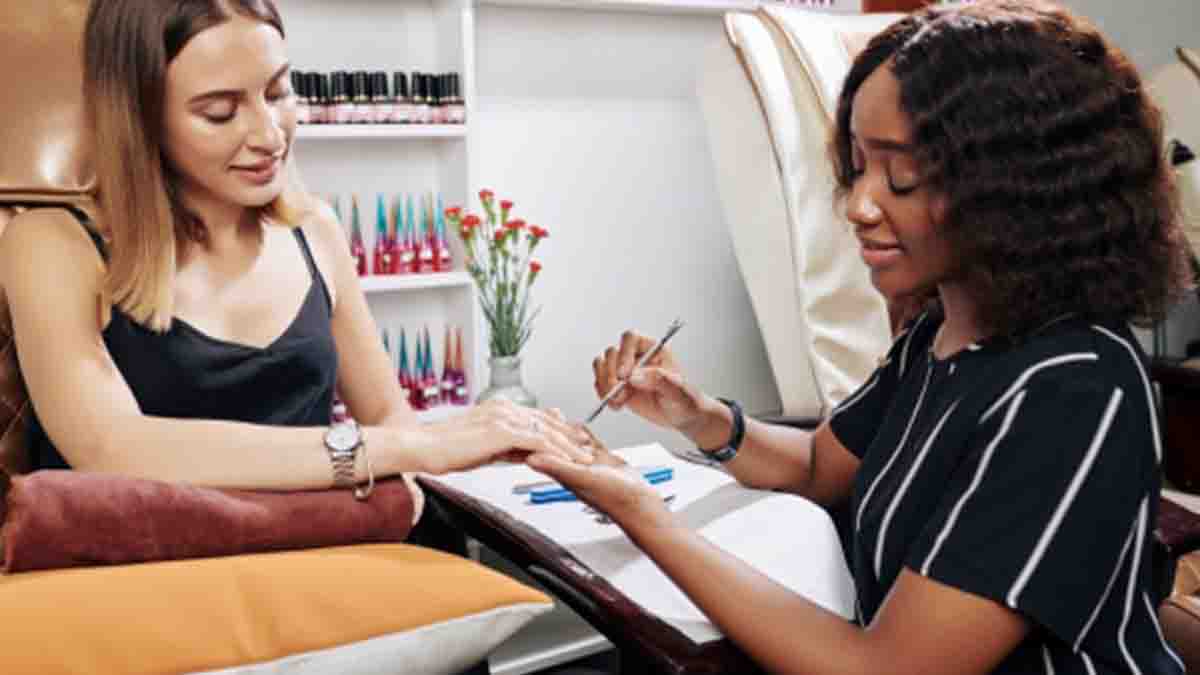 Cosmetology Degree (Meaning, Career, Benefits, Schools) 2023