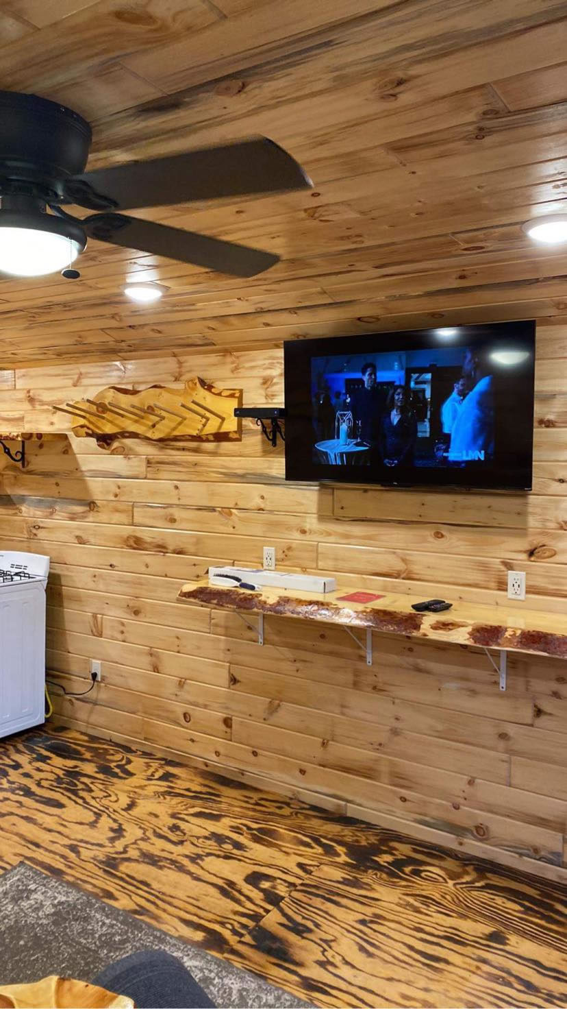 Schubach Farms Cabin Rentals Newberry, Michigan