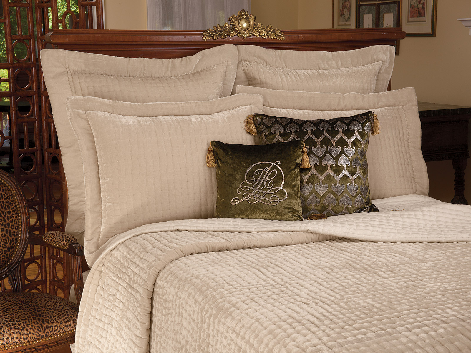 Soho Loft Blanket executivegetty