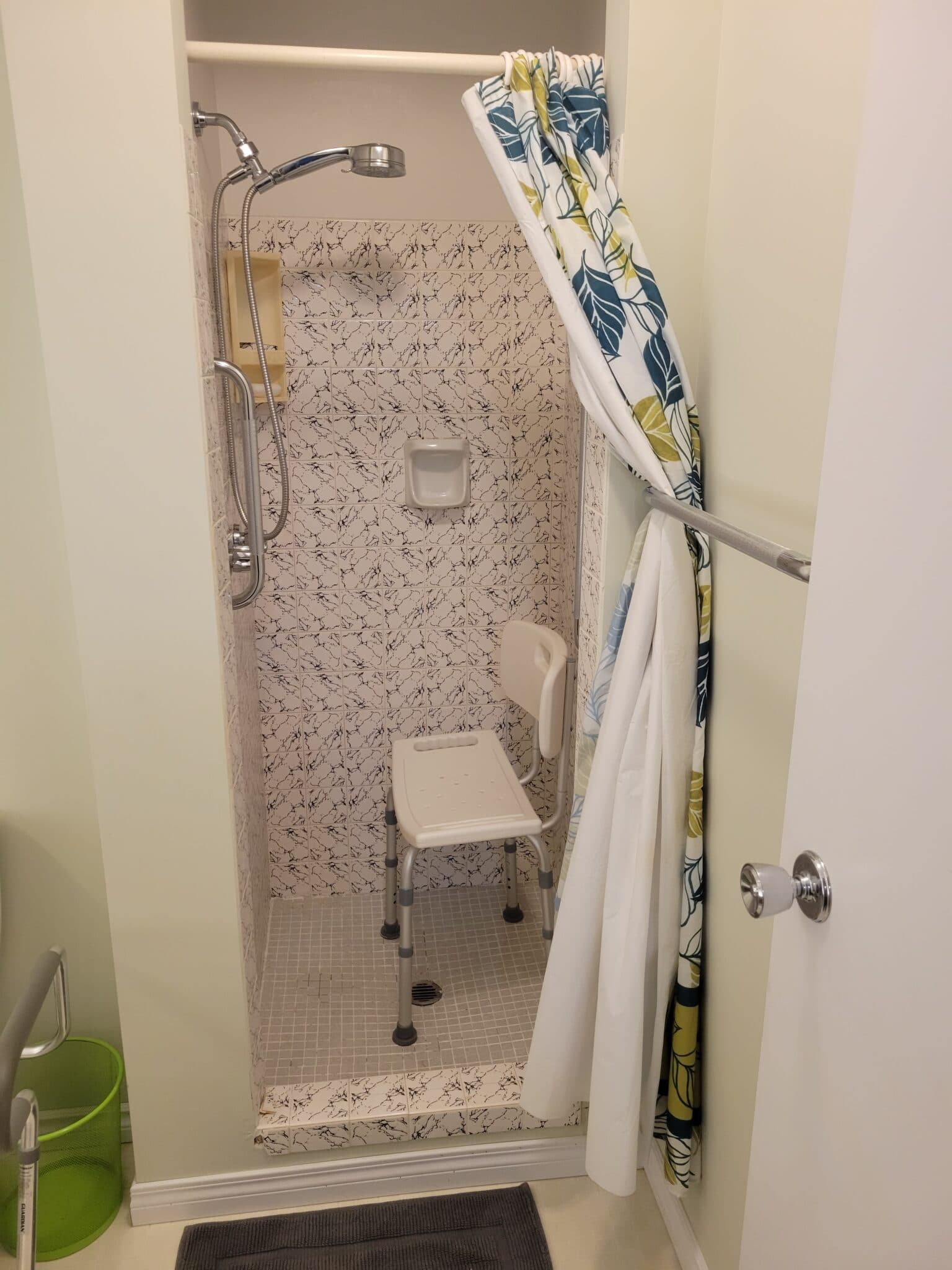 Showerchair SCI Alberta