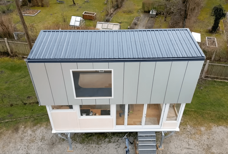 La superficie de cette tiny house peut être doublée grâce à son toit