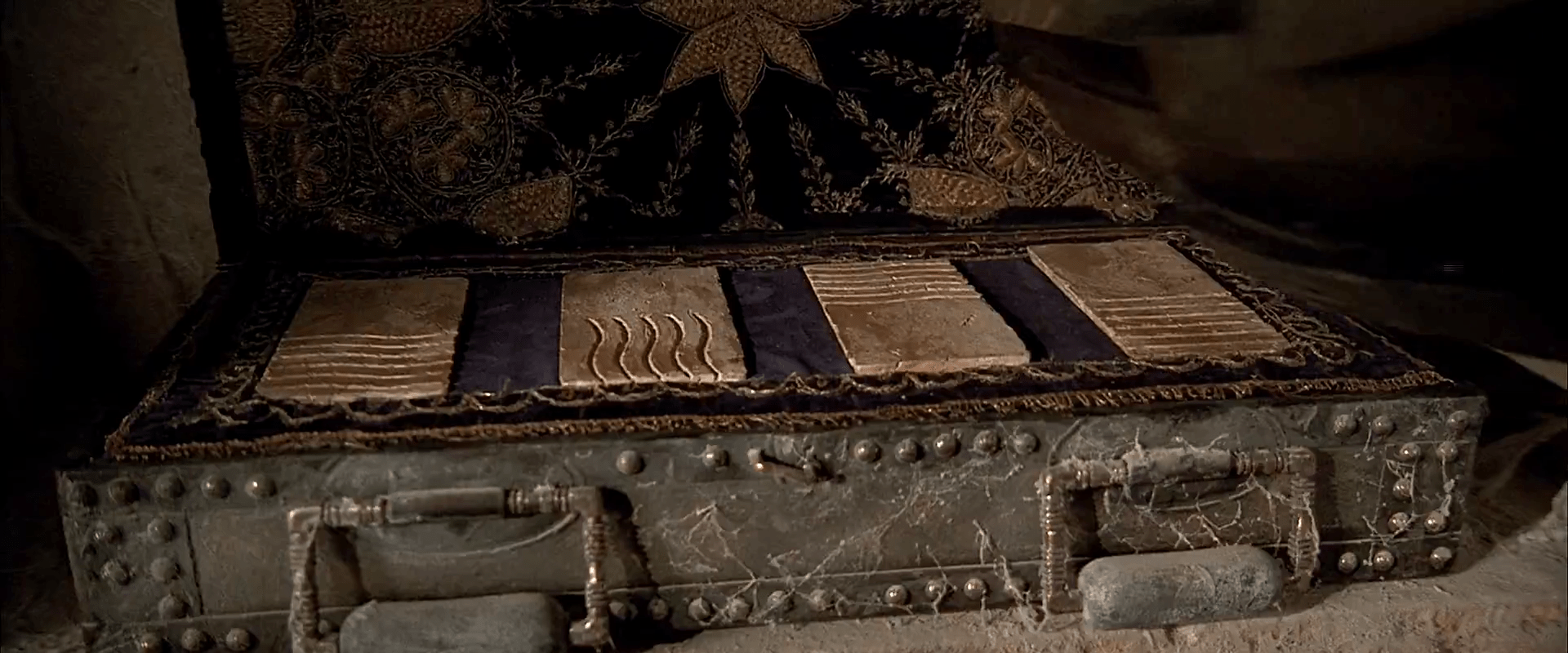 TheFifthElementStones Scifi interfaces