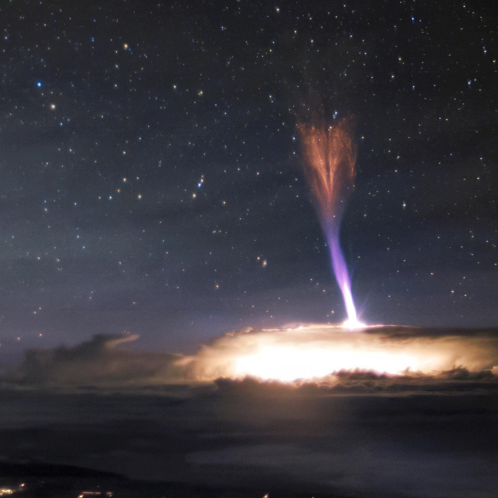 Unraveling The Mysteries Of “Gigantic Jet” Lightning Bursts That Reach