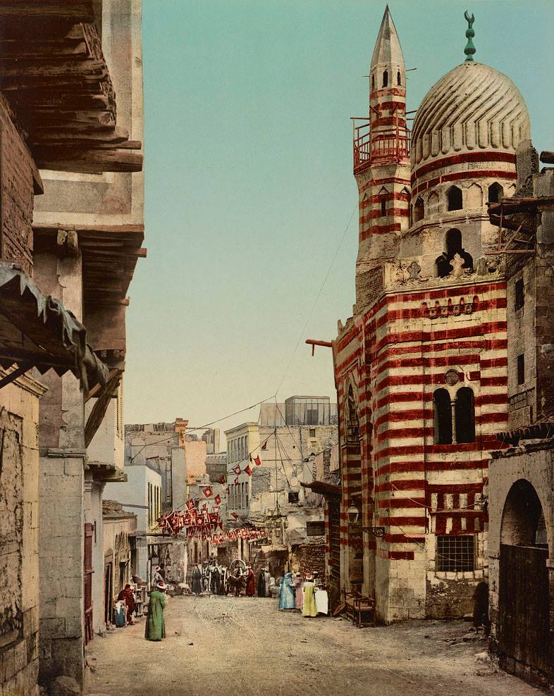 Imagine Living in Egypt During the 1800s! These Colorized Pictures Will