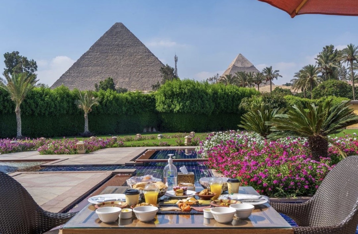 Dining by the Pyramids 5 Restaurants With a Breathtaking View of the