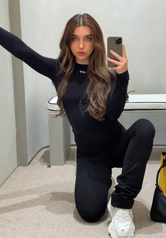 Daisy Drew Biography, Videos, Photos, Age, Net Worth, Wiki, Name and