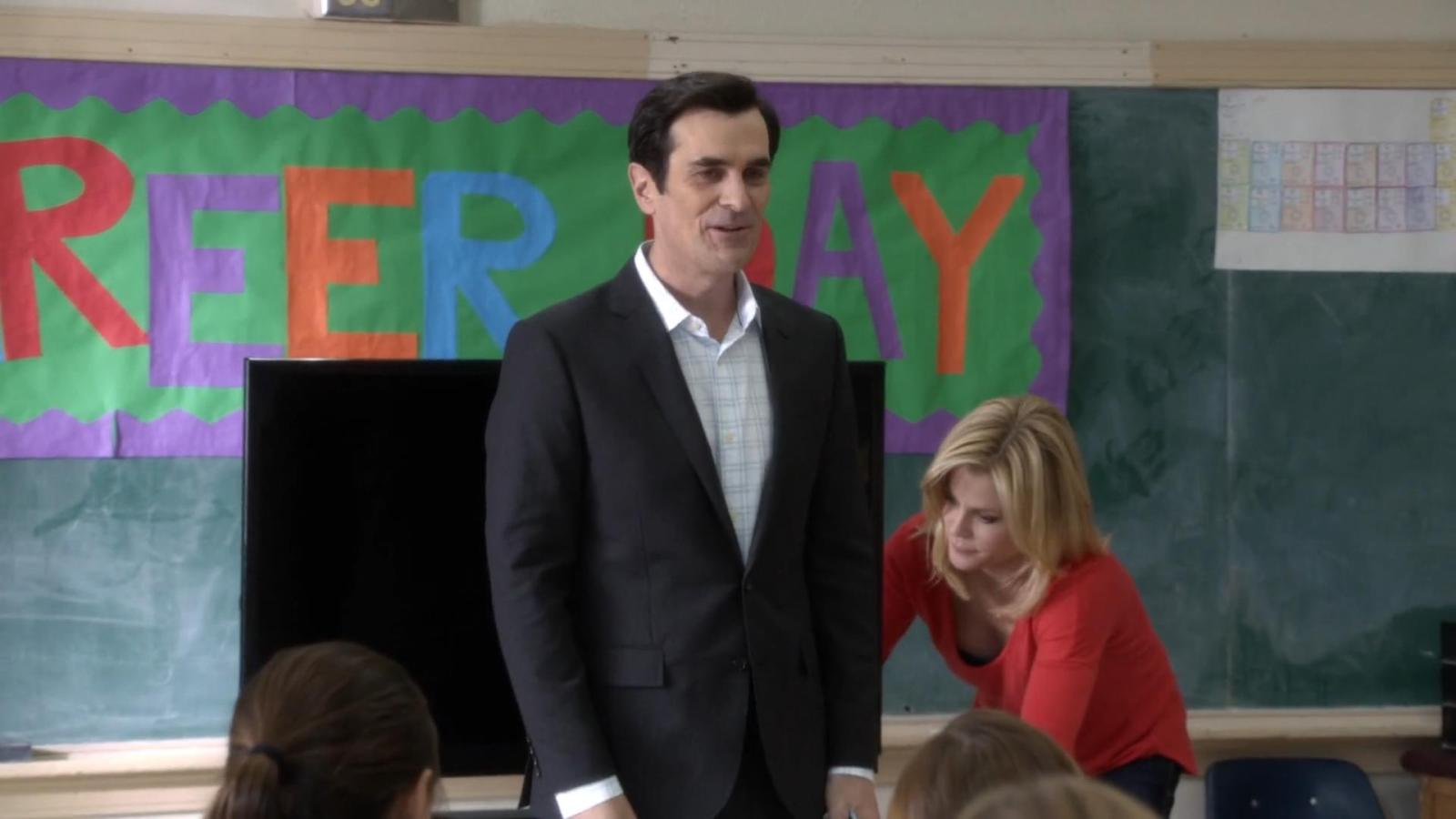 14 Funniest Modern Family Episodes, Ranked