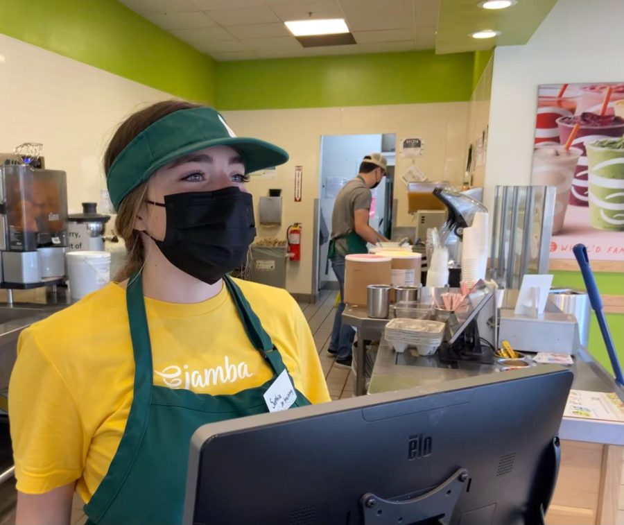 Editorial Food service workers should continue wearing masks Scot