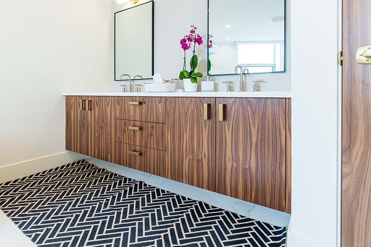 Custom Bathroom Vanities and in Edmonton, AB by Scott Arthur