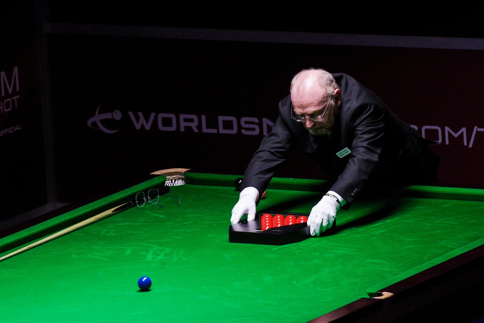 MalcolmGibsonRefereeEmirates Scottish Snooker
