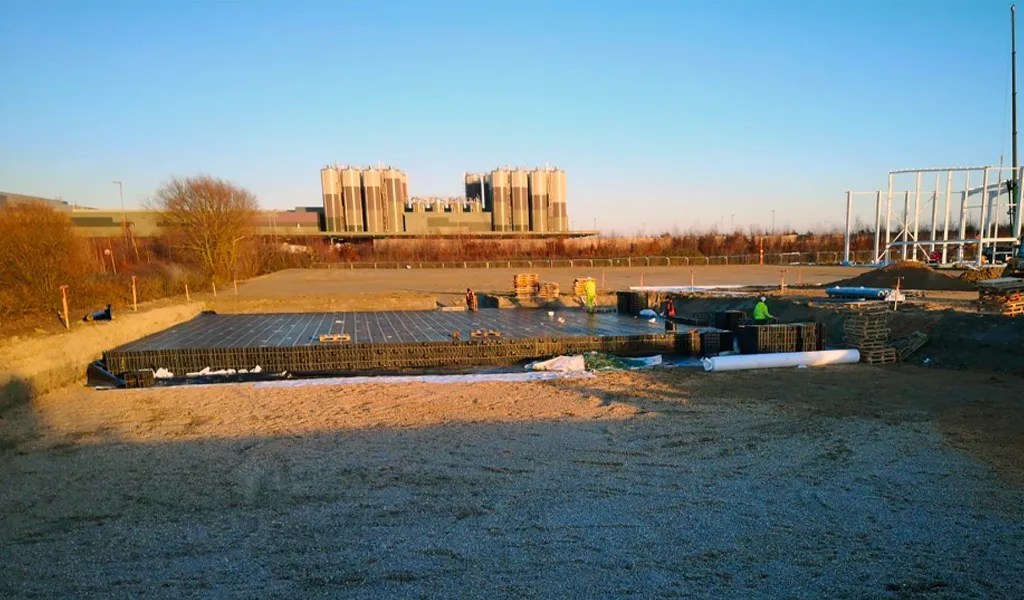 Aston Clinton, Aylesbury, Bucks HP22 Scott Parnell