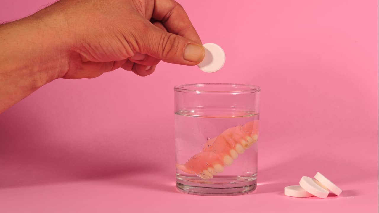 How To Get Rid Of Toilet Ring [16 Quick Ways]