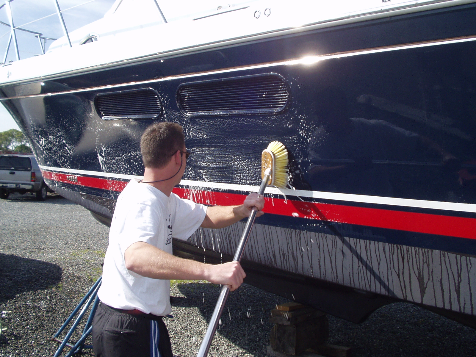 SCOTT'S BOAT SERVICE BUFF / WAX PAGE