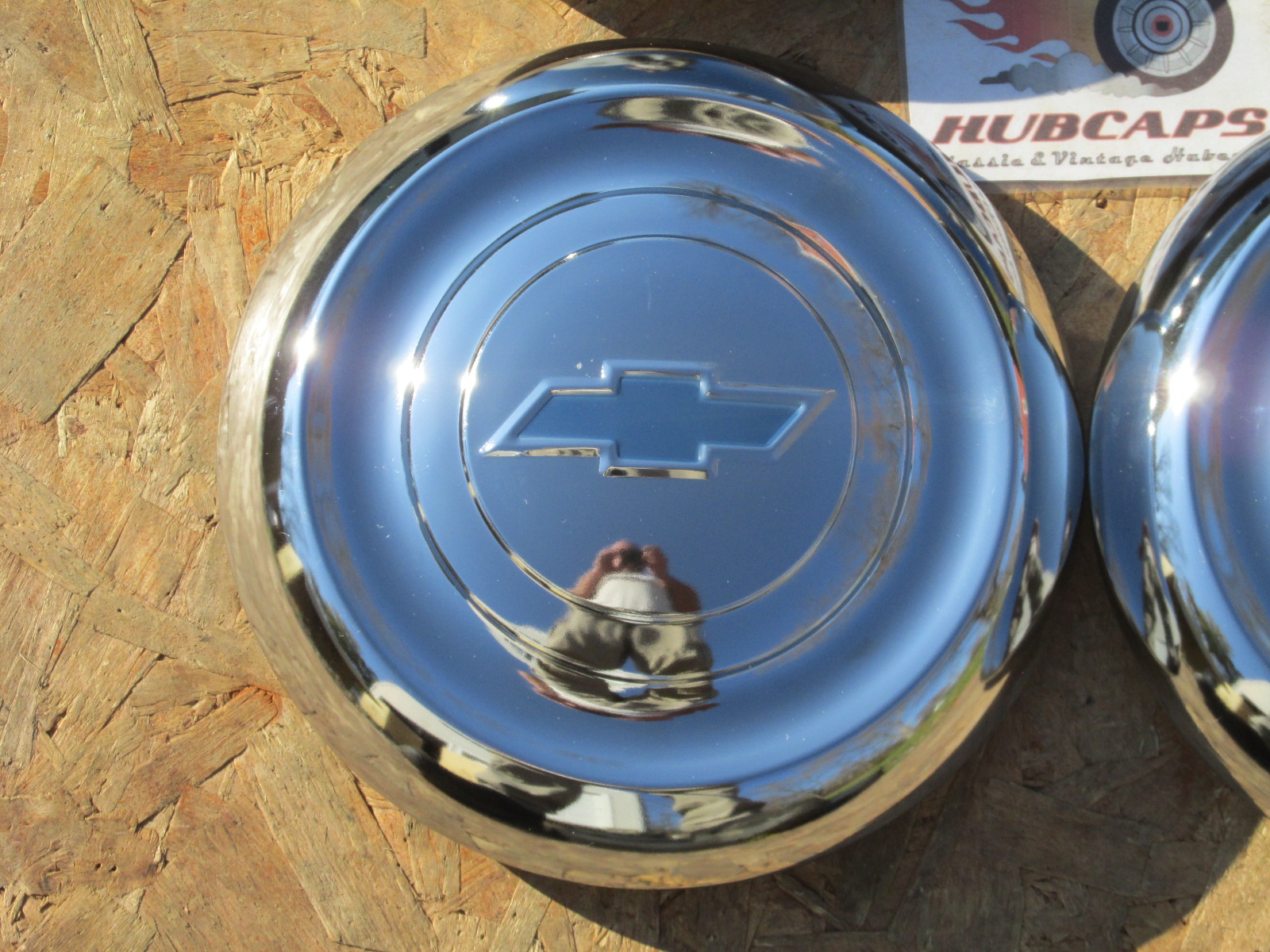 195153 Chevy Hub Caps, Polished Stainless Steel, With Blue Painted