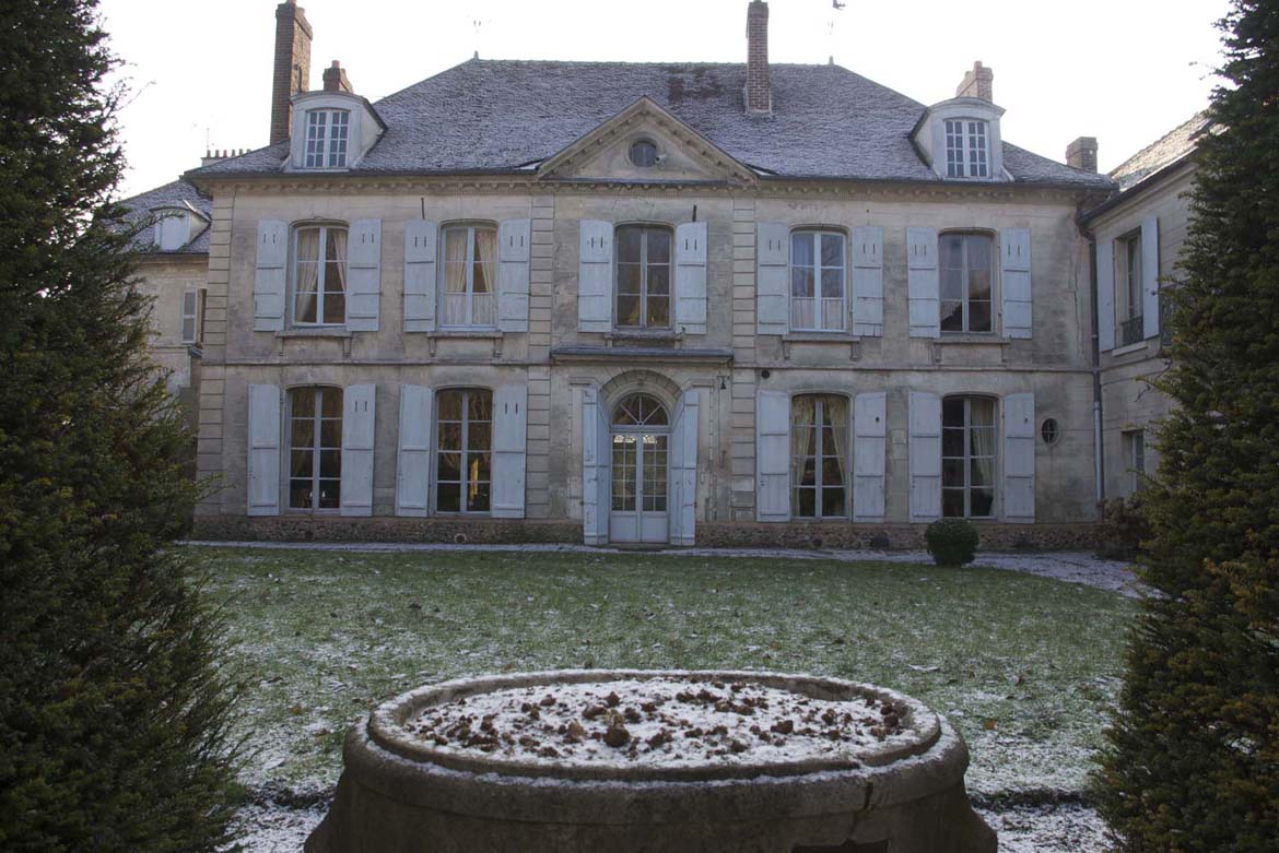 Maison bourgeoise 19ème siècle en Ile de France , lieu de tournage