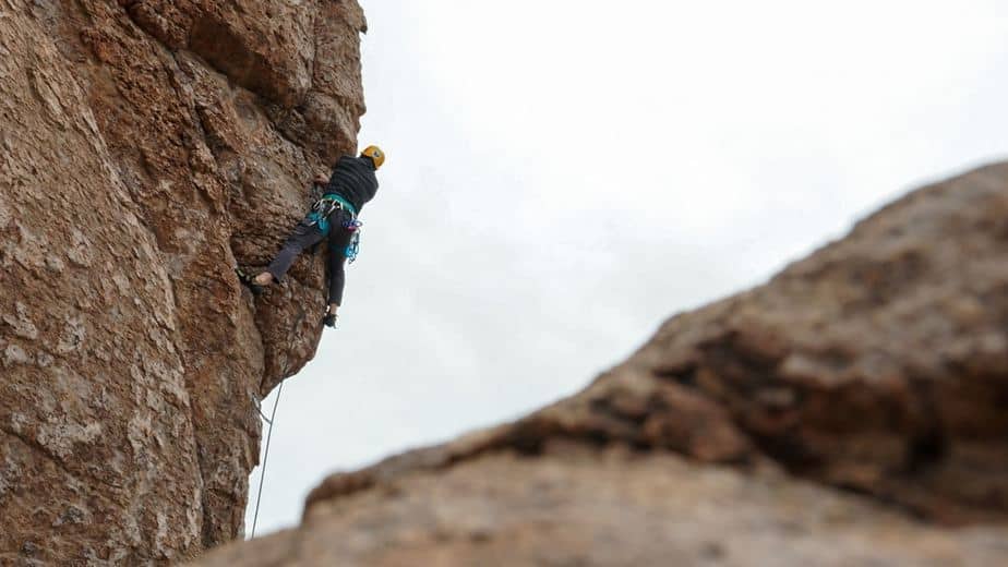 Indoor vs Outdoor Climbing What You Need to Know Scoutorama