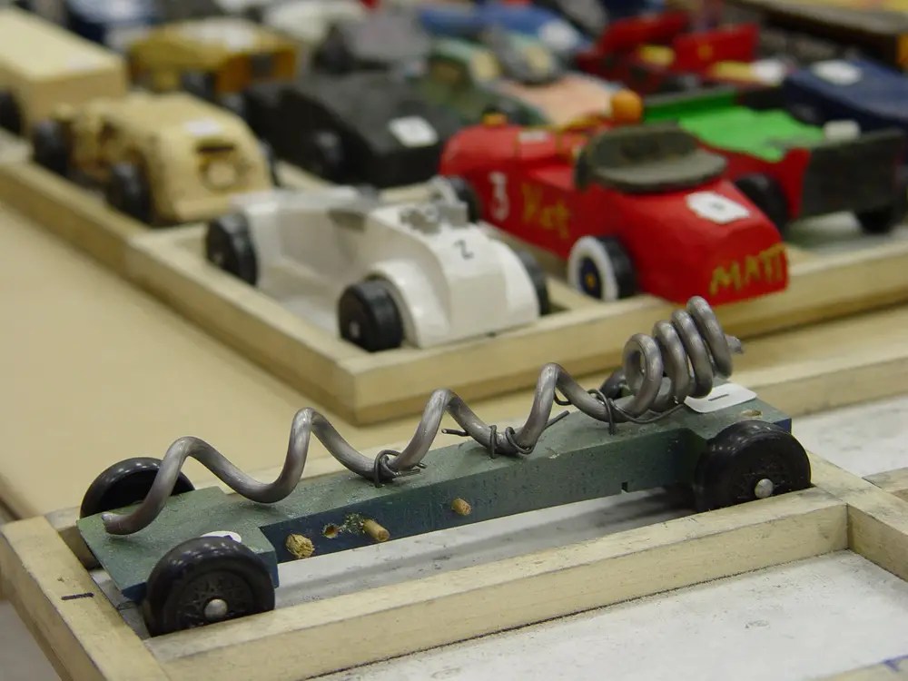 How Do You Cut A Pinewood Derby Car? Scoutorama