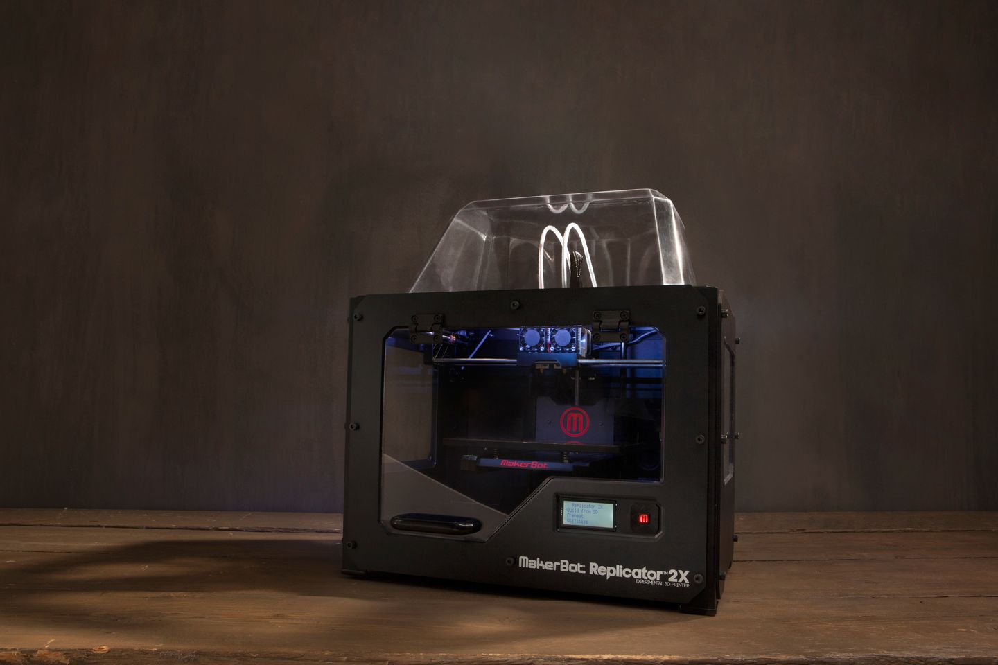 Replicator 2X Makerbot stellt neuen ZweiFarben3DDrucker vor Golem.de
