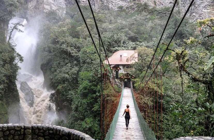 Baños Ecuador Paradise on Earth Scratch your mapa