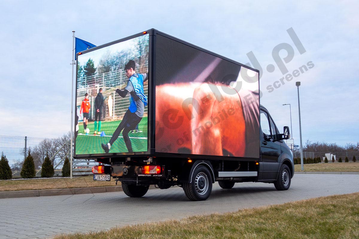 BoxLED LED advertising van, truck Digital ScreenLED
